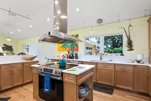 2212 6th St W, Palmetto, FL 34221 - Photo 24