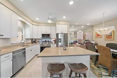 5869 Tidewood Avenue #7, Sarasota, FL 34231 - Photo 6