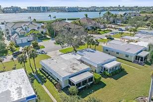 5869 Tidewood Ave, Sarasota, FL 34231 - Photo 32