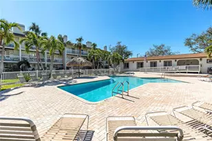 285 Madeira Cir, Tierra Verde, FL 33715 - Photo 28