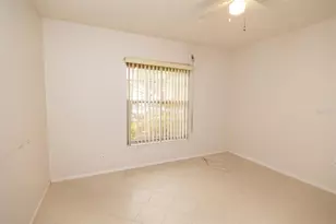 4018 Oakhurst Dr, Sarasota, FL 34233 - Photo 38