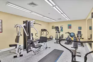 2446 Clubhouse Cir, Sarasota, FL 34232 - Photo 42