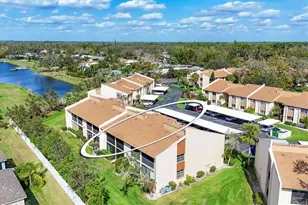 2446 Clubhouse Cir, Sarasota, FL 34232 - Photo 30