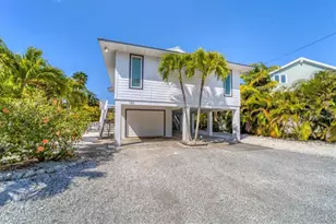 123 Hammock Rd, Anna Maria, FL 34216 - Photo 4
