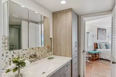 4835 Gulf Of Mexico Drive #302B, Longboat Key, FL 34228 - Photo 20
