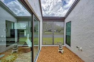 3933 Glen Oaks Manor Dr, Sarasota, FL 34232 - Photo 14