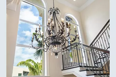 4129 Roberts Point Circle, Sarasota, FL 34242 - Photo 10