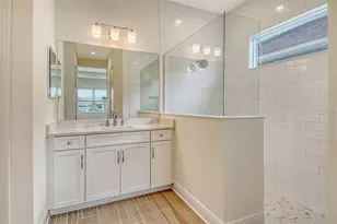 18736 Toulon Ct, Venice, FL 34293 - Photo 32