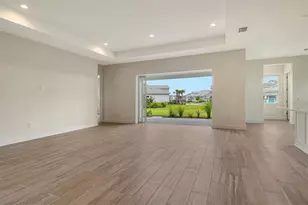 18736 Toulon Ct, Venice, FL 34293 - Photo 10