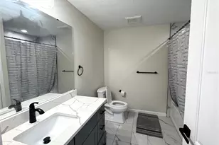 2255 Chester Ave, Sarasota, FL 34234 - Photo 12