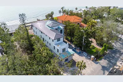 7324 Point Of Rocks Road, Sarasota, FL 34242 - Photo 10