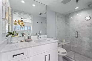 1001 Benjamin Franklin Dr, Sarasota, FL 34236 - Photo 18