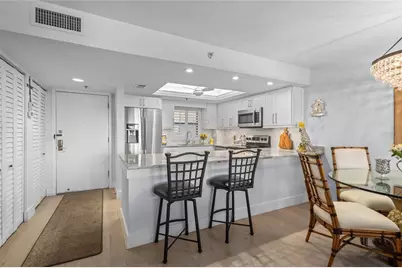 1001 Benjamin Franklin Drive #510, Sarasota, FL 34236 - Photo 10