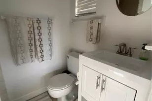 9200 Midnight Pass Rd, Sarasota, FL 34242 - Photo 12