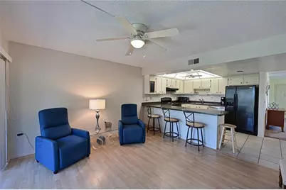 315 30th Avenue W #B214, Bradenton, FL 34205 - Photo 18