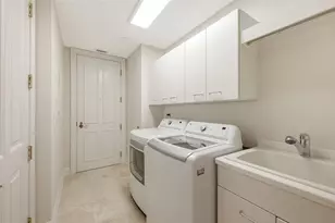 35 Watergate Dr, Sarasota, FL 34236 - Photo 24