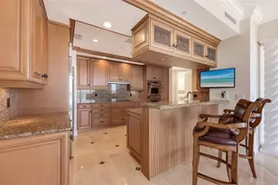 35 Watergate Dr, Sarasota, FL 34236 - Photo 20