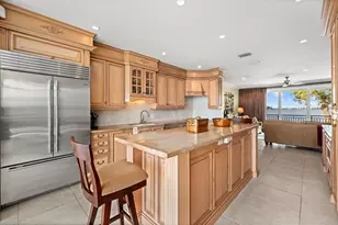 1364 Point Crisp Rd, Sarasota, FL 34242 - Photo 38