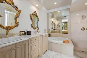 1364 Point Crisp Rd, Sarasota, FL 34242 - Photo 46