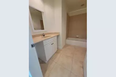 1771 Ringling Boulevard #902, Sarasota, FL 34236 - Photo 18