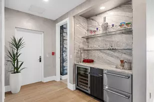 540 N Tamiami Trl, Sarasota, FL 34236 - Photo 10