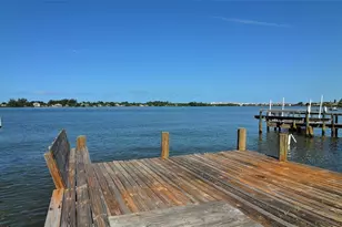 1718 Caribbean Dr, Sarasota, FL 34231 - Photo 52