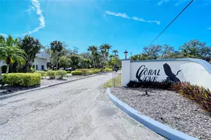 1718 Caribbean Dr, Sarasota, FL 34231 - Photo 48