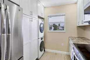 4753 Independence Dr, Bradenton, FL 34210 - Photo 10