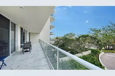 1800 Benjamin Franklin Drive #B208, Sarasota, FL 34236 - Photo 10