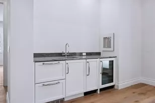 1575 Eastbrook Dr, Sarasota, FL 34231 - Photo 14