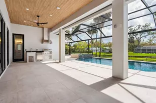 1575 Eastbrook Dr, Sarasota, FL 34231 - Photo 42