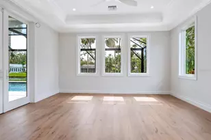 1575 Eastbrook Dr, Sarasota, FL 34231 - Photo 24