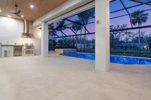 1575 Eastbrook Dr, Sarasota, FL 34231 - Photo 58