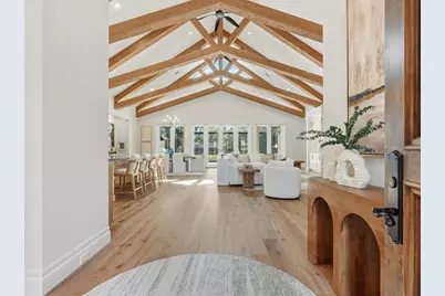 1575 Eastbrook Drive, Sarasota, FL 34231 - Photo 6