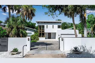 587 47th Street, Sarasota, FL 34234 - Photo 1