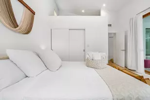 587 47th St, Sarasota, FL 34234 - Photo 18