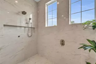 8847 Colonels Ct, Sarasota, FL 34240 - Photo 32