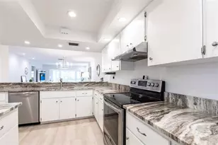 7151 Wood Creek Dr, Sarasota, FL 34231 - Photo 8