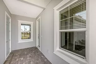 18137 Franklin Park Ct, Venice, FL 34293 - Photo 4