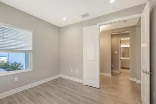 18137 Franklin Park Ct, Venice, FL 34293 - Photo 16