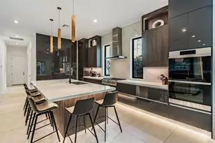 212 S Renellie Dr, Tampa, FL 33609 - Photo 10