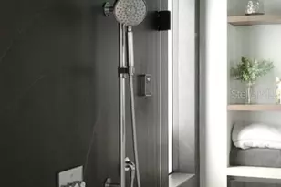 212 S Renellie Dr, Tampa, FL 33609 - Photo 24