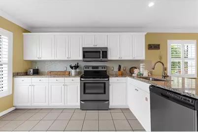 2300 Avenue B, Bradenton Beach, FL 34217 - Photo 38