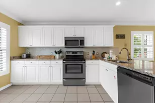 2300 Avenue B, Bradenton Beach, FL 34217 - Photo 38