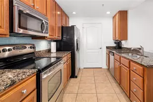 808 3rd Ave W, Bradenton, FL 34205 - Photo 10