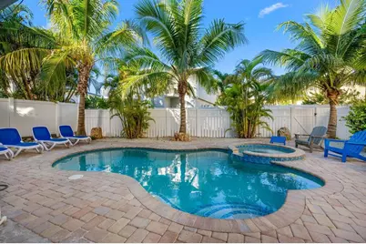 785 Jacaranda Road, Anna Maria, FL 34216 - Photo 2