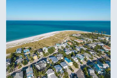 785 Jacaranda Road, Anna Maria, FL 34216 - Photo 32