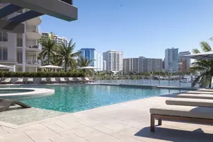 550 Golden Gate Point, Sarasota, FL 34236 - Photo 4