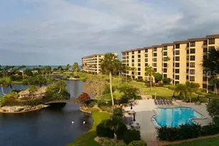 5770 Midnight Pass Rd, Sarasota, FL 34242 - Photo 2