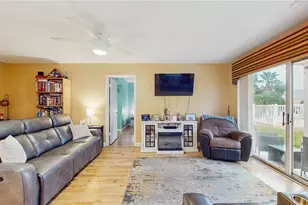 6342 7th Ave W, Bradenton, FL 34209 - Photo 6